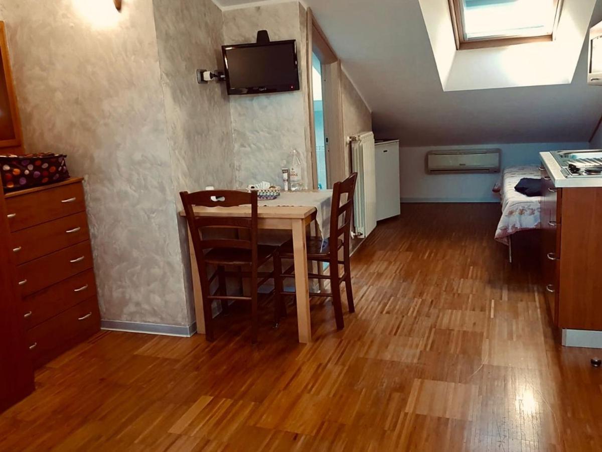 Aurelia Garden Gold B&B Roma Exterior foto