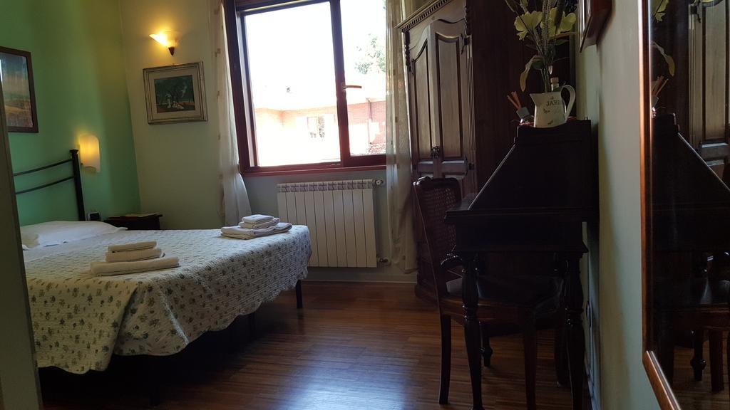 Aurelia Garden Gold B&B Roma Exterior foto
